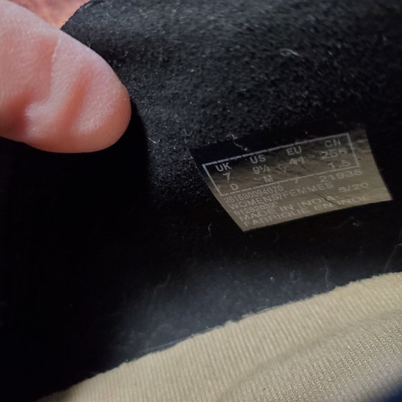 Clarks Booties - Picture 10 of 10